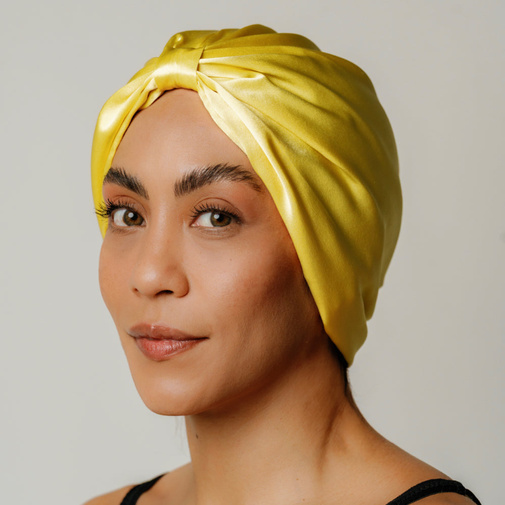 Silk Bonnets vs Polyester Bonnets: Why Silk Is the Superior Choice for Hair Health