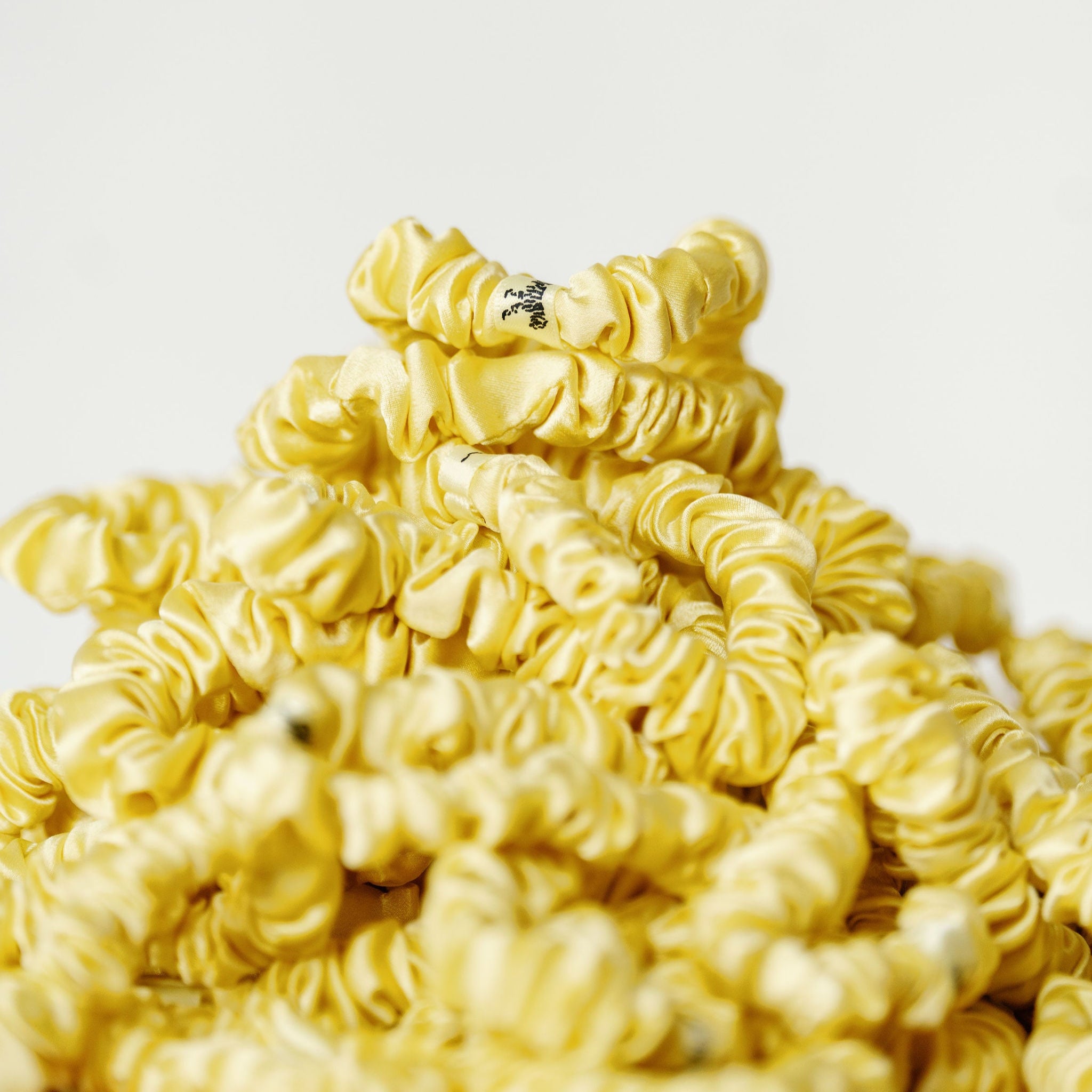 Organic Silk Small Scrunchie 3-Pack Sunshine Yellow