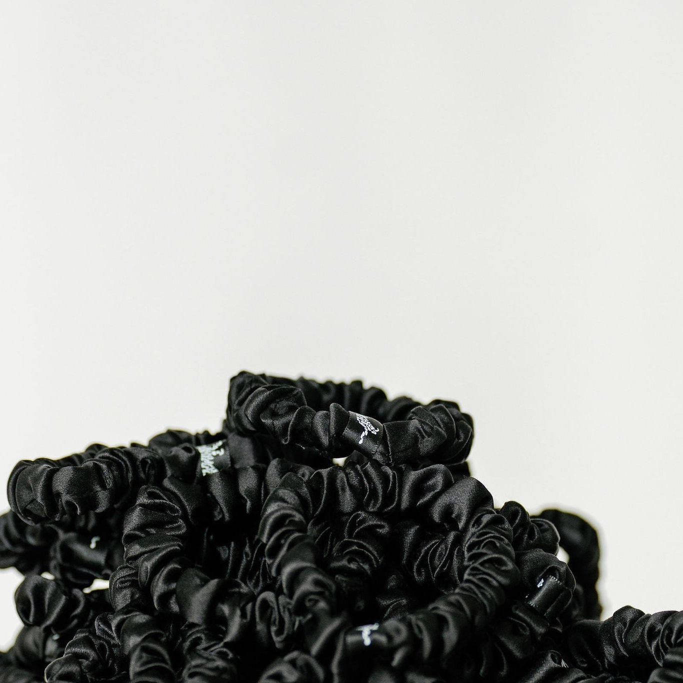 Organic Silk Small Scrunchie 3-Pack Onyx Black