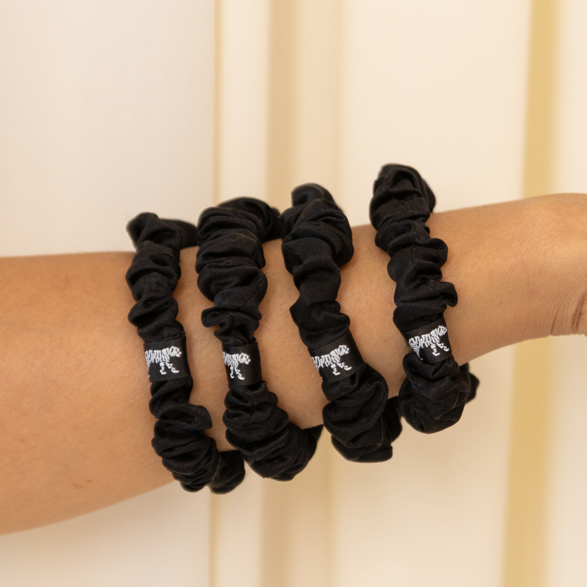 Organic Silk Small Scrunchie Onyx Black