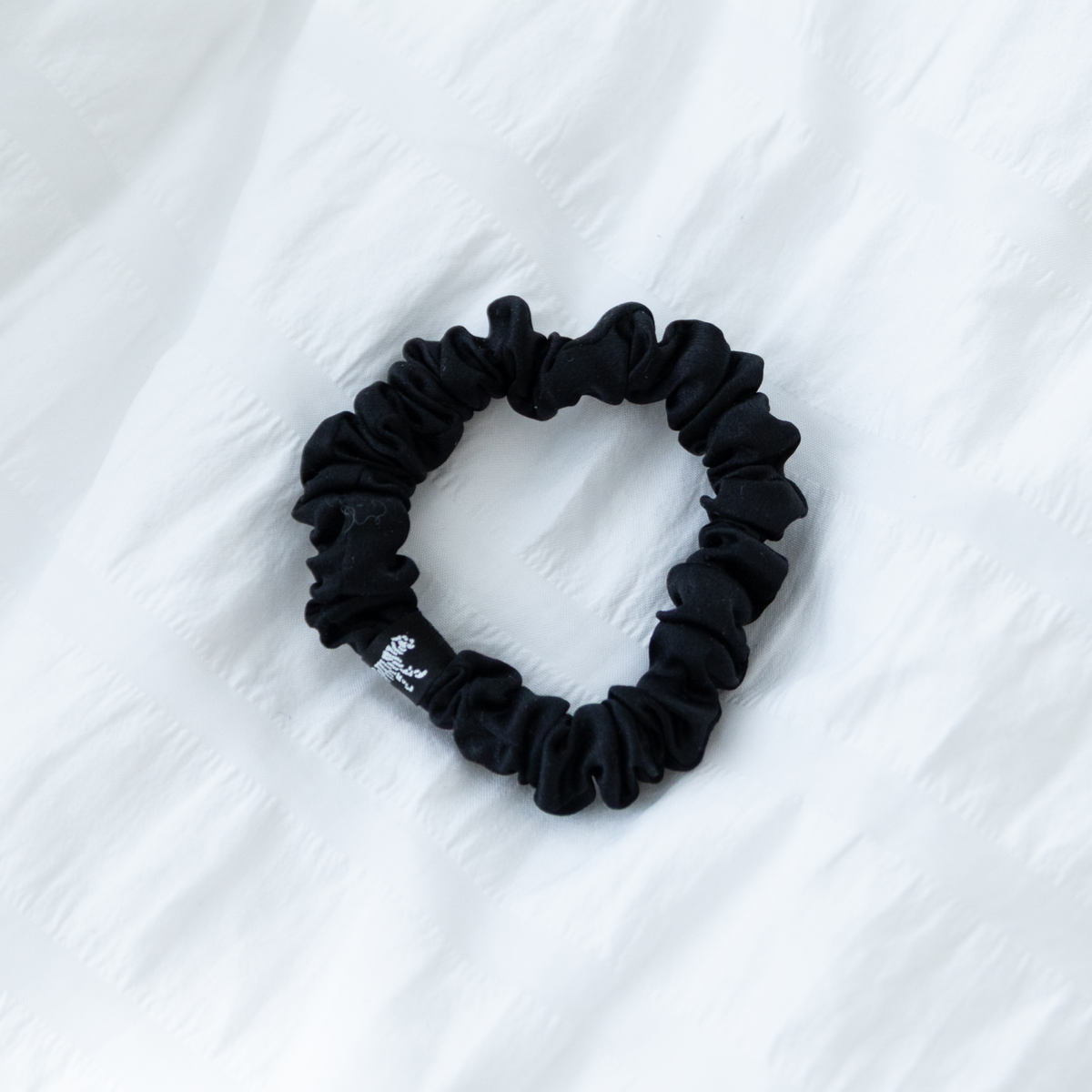 Organic Silk Small Scrunchie Onyx Black